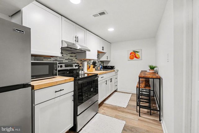117 W AREBA AVE, Hershey, PA 17033