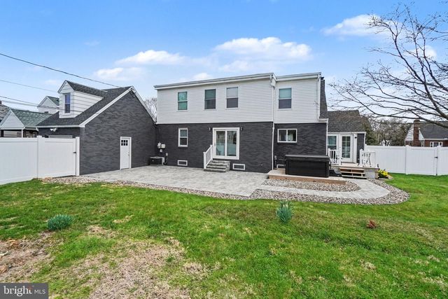 117 W AREBA AVE, Hershey, PA 17033