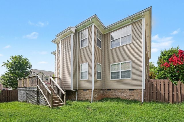 1324 Saybrook Xing, Thompsons Station, TN 37179