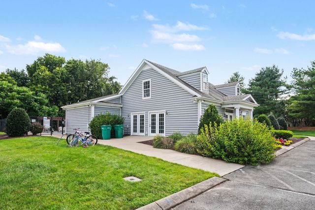 1324 Saybrook Xing, Thompsons Station, TN 37179