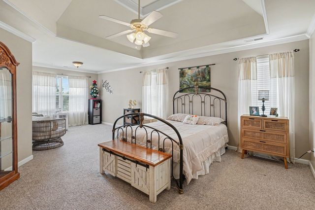 1324 Saybrook Xing, Thompsons Station, TN 37179