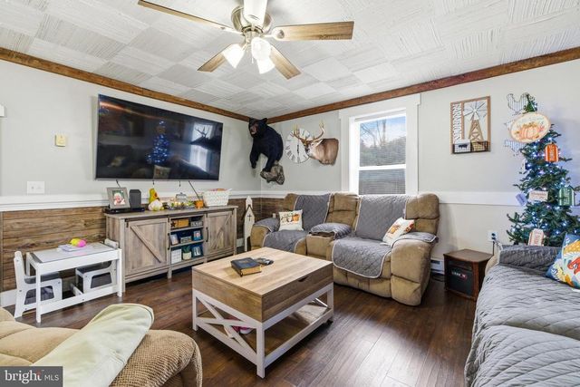 214 CHAPEL RD, Stanley, VA 22851