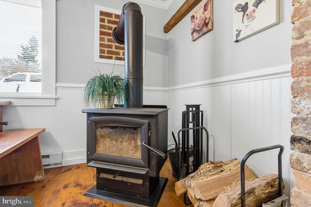 214 CHAPEL RD, Stanley, VA 22851