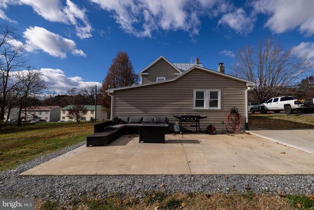 214 CHAPEL RD, Stanley, VA 22851