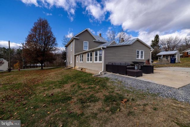 214 CHAPEL RD, Stanley, VA 22851