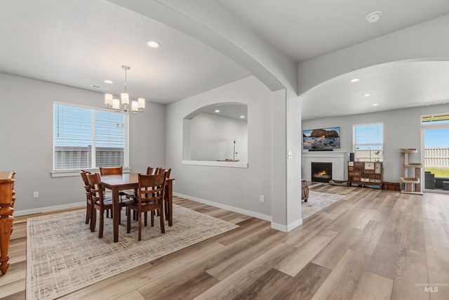5684 E Garby St, Nampa, ID 83687