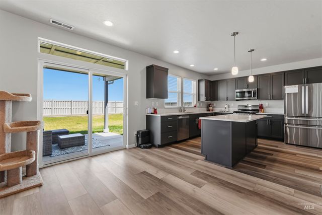 5684 E Garby St, Nampa, ID 83687