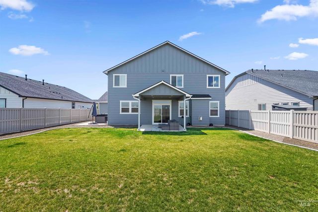 5684 E Garby St, Nampa, ID 83687