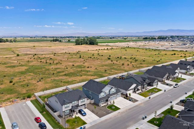 5684 E Garby St, Nampa, ID 83687