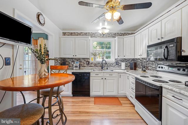 2303 WHITEHALL ST, Suitland, MD 20746