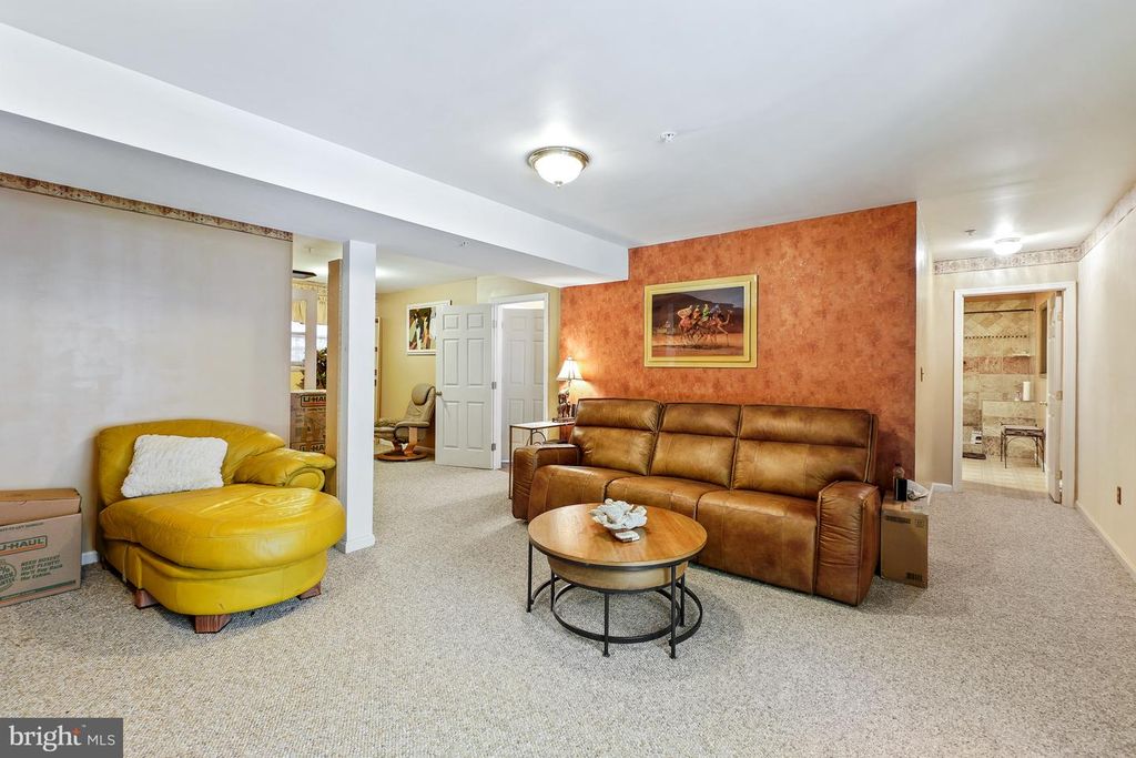 Image 25 of property listing at 2303 WHITEHALL ST, Suitland, MD 20746