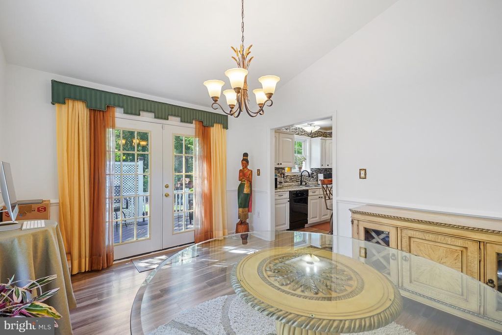 Image 8 of property listing at 2303 WHITEHALL ST, Suitland, MD 20746