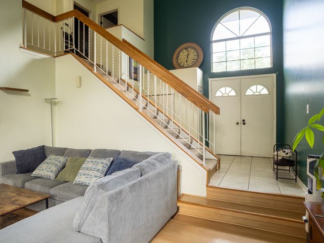 604 Sturnbridge Lane, Schaumburg, IL 60173