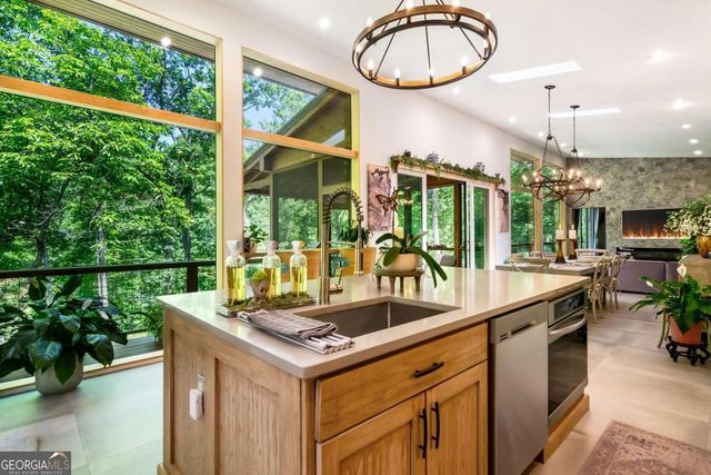 303 Clarice Lane, Sautee Nacoochee, GA 30571