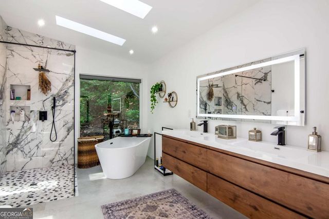 303 Clarice Lane, Sautee Nacoochee, GA 30571