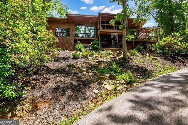 303 Clarice Lane, Sautee Nacoochee, GA 30571