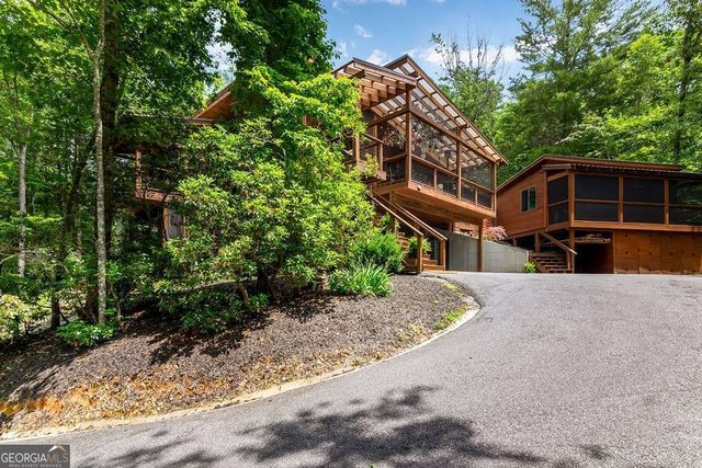 303 Clarice Lane, Sautee Nacoochee, GA 30571