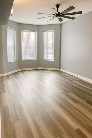 5412 S Damen Avenue 1, Chicago, IL 60609