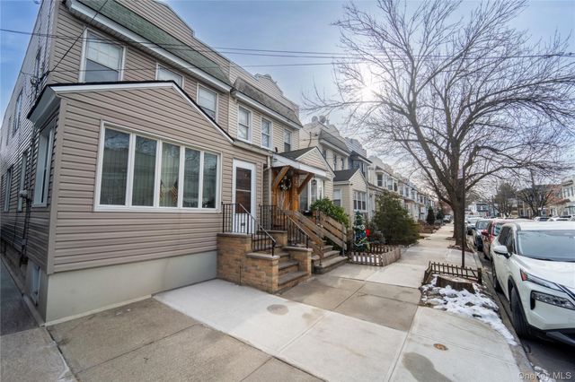 7505 60th Place, Glendale, NY 11385