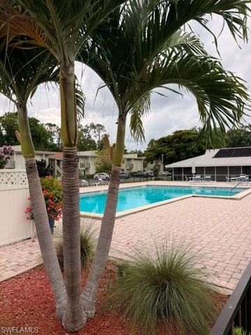 7400 College PKWY 78D, Fort Myers, FL 33907