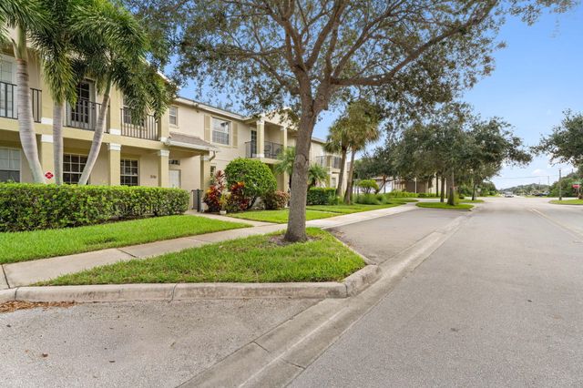 2181 SE Grand Drive, Port St. Lucie, Port St Lucie, FL 34952