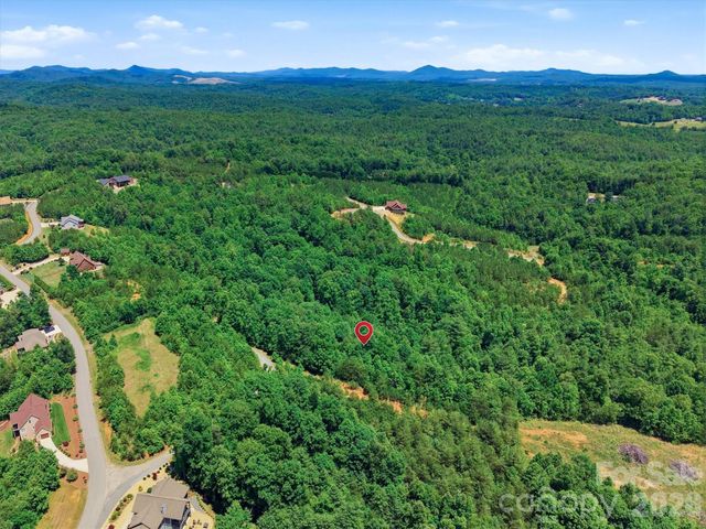 602 Low Valley Way 602, Lenoir, NC 28645