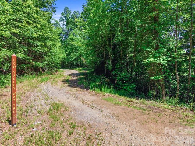 602 Low Valley Way 602, Lenoir, NC 28645