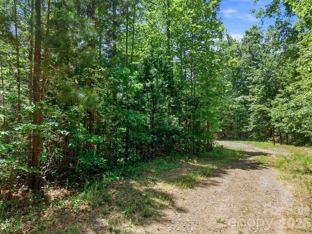 602 Low Valley Way 602, Lenoir, NC 28645