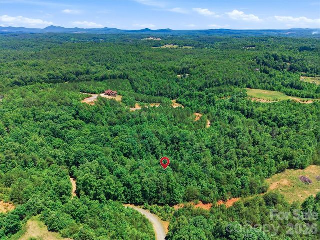 602 Low Valley Way 602, Lenoir, NC 28645