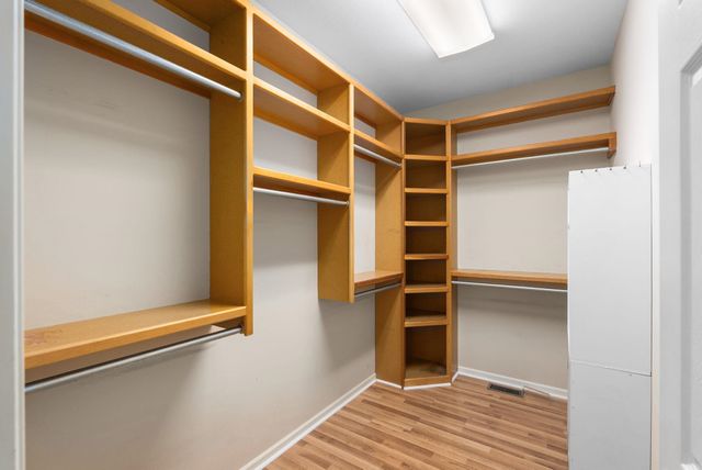 707 N Crest Ridge Ct, Wichita, KS 67230