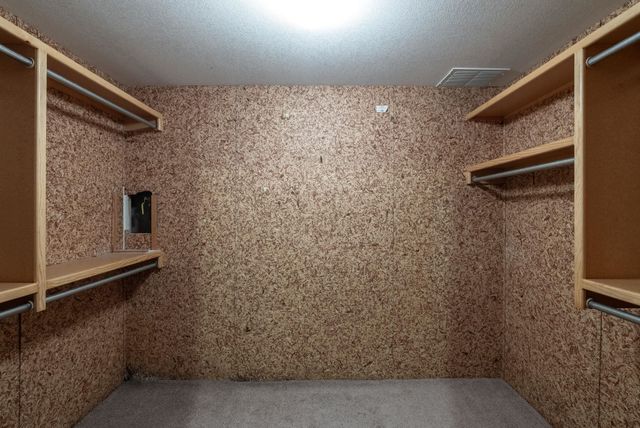 707 N Crest Ridge Ct, Wichita, KS 67230