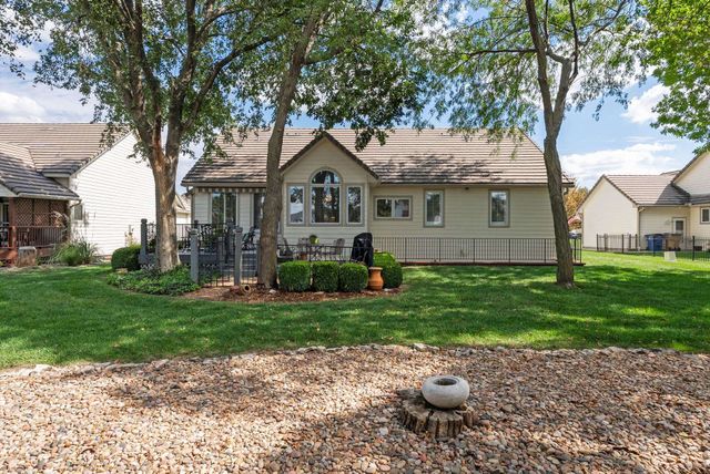 707 N Crest Ridge Ct, Wichita, KS 67230