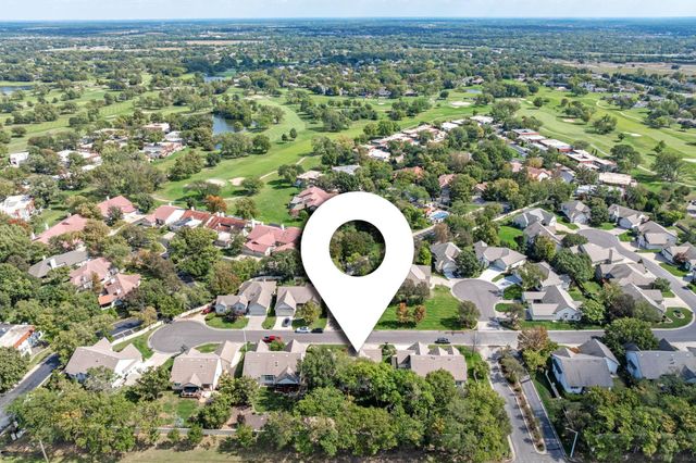 707 N Crest Ridge Ct, Wichita, KS 67230