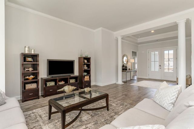 817 Belle Dr., North Myrtle Beach, SC 29582