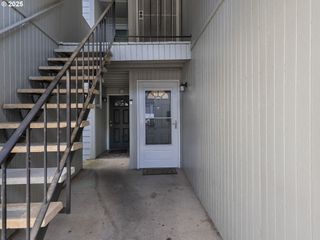 159 Sw FLORENCE Ave 62, Gresham, OR 97080
