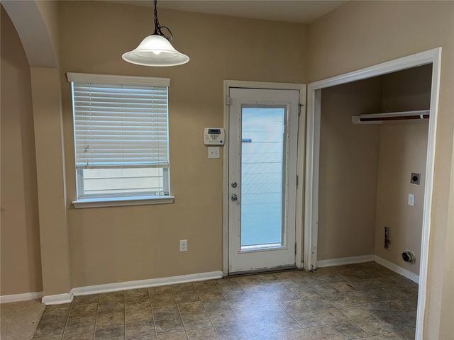 1735 Nichole Woods Drive, Houston, TX 77047