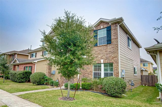 1735 Nichole Woods Drive, Houston, TX 77047