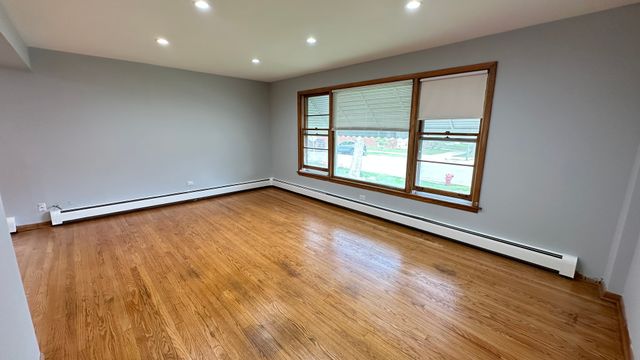 5128 N Long Avenue 1, Chicago, IL 60630