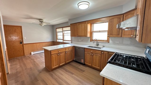 5128 N Long Avenue 1, Chicago, IL 60630
