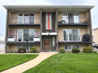 8632 Leclaire Avenue, Burbank, IL 60459
