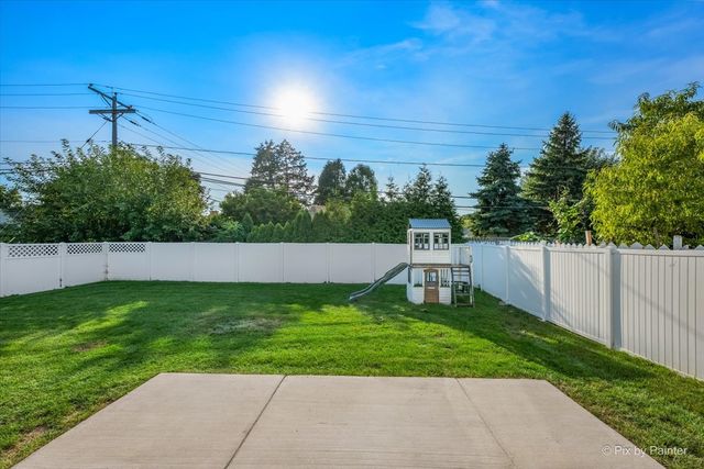 400 Spruce Avenue, Bensenville, IL 60106