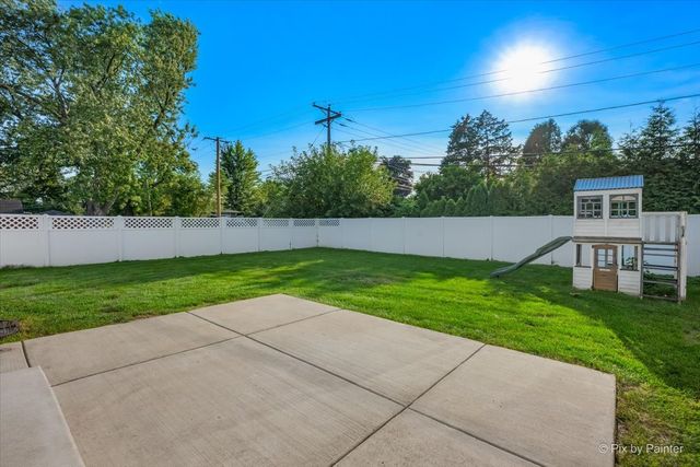 400 Spruce Avenue, Bensenville, IL 60106
