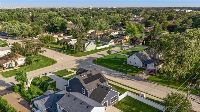 400 Spruce Avenue, Bensenville, IL 60106