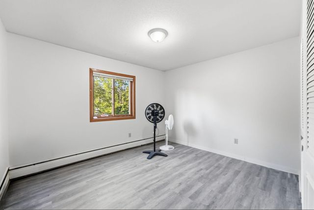 3155 Old Highway 8 203, Roseville, MN 55418