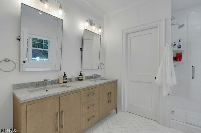 61 Slayton Dr, Millburn Twp., NJ 07078