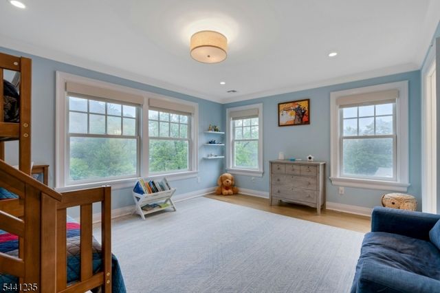 61 Slayton Dr, Millburn Twp., NJ 07078