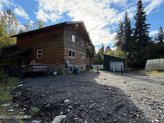 32693 Caines Head Road, Seward, AK 99664