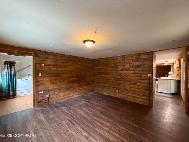 32693 Caines Head Road, Seward, AK 99664