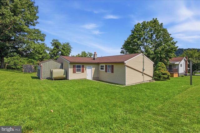 351 E FULTON ST, Ephrata, PA 17522