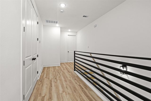 7715 Bowen Street, Houston, TX 77051